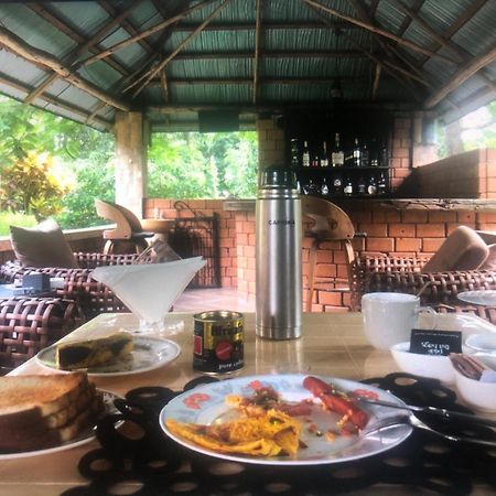 Tatys Homestay Dar es Salaam Exterior foto
