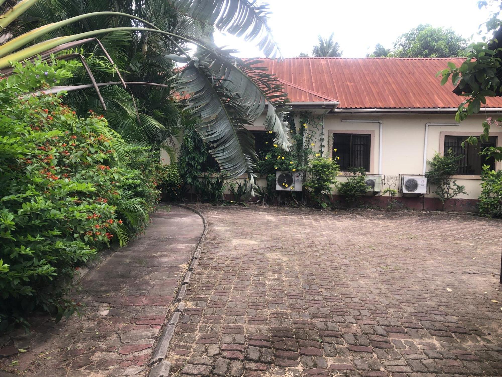 Tatys Homestay Dar es Salaam Exterior foto