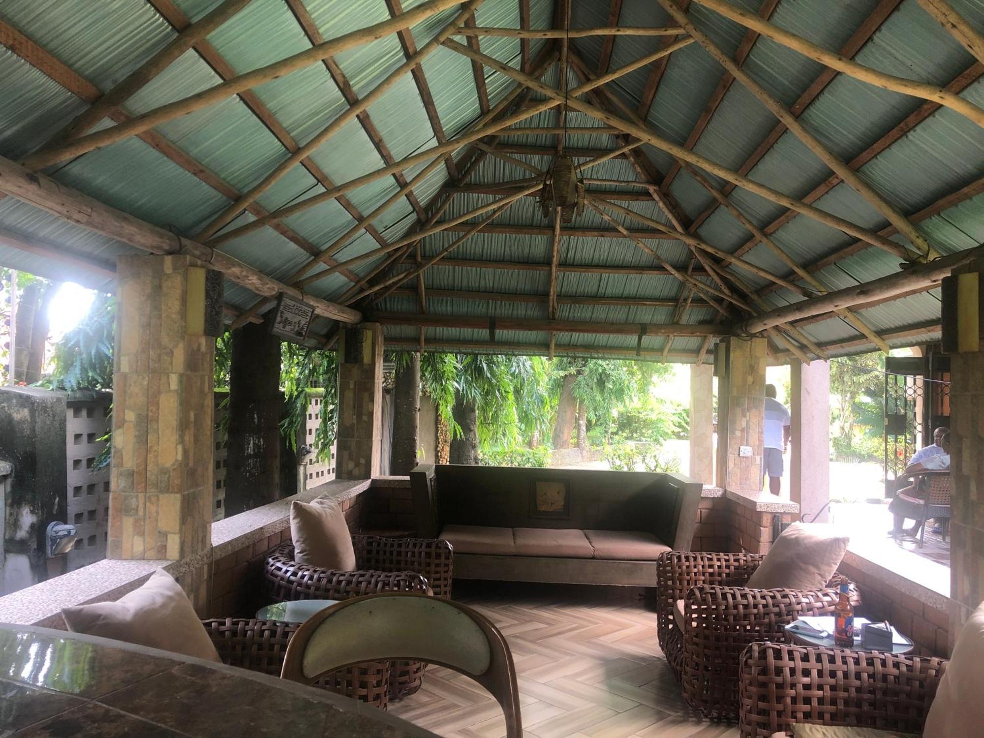 Tatys Homestay Dar es Salaam Exterior foto