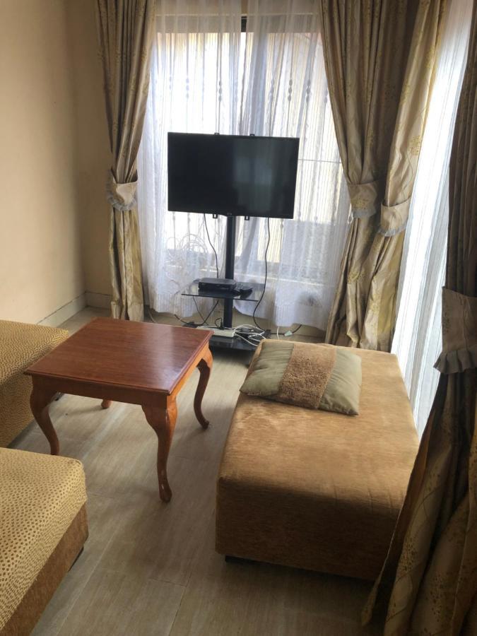 Tatys Homestay Dar es Salaam Exterior foto