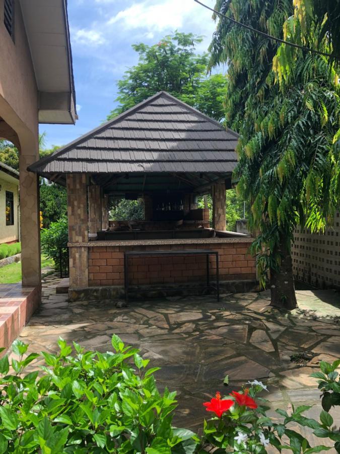 Tatys Homestay Dar es Salaam Exterior foto